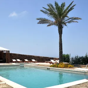 Zinedi Pantelleria